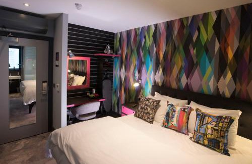 Eastleigh Hotel | Village Hotel Southampton Eastleigh