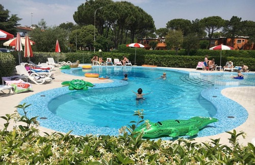 Bibione Villa | Villaggio Borgo dell´Ulivo with four bedrooms
