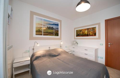 Polpenazze del Garda Apartment | Villaggio Tavaredo - Appartamento 02