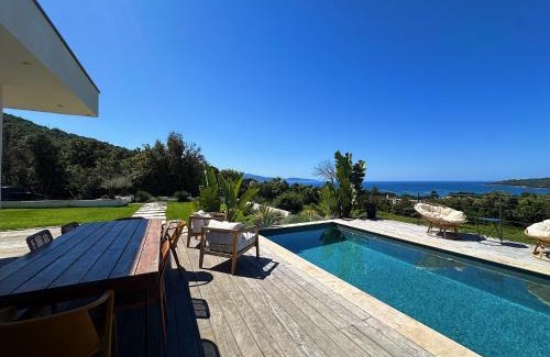 Coggia Villa | Villas de standing avec magnifique vue mer et piscines privées, Sagone