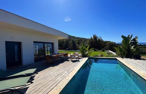 Coggia Villa | Villas de standing avec magnifique vue mer et piscines privées, Sagone