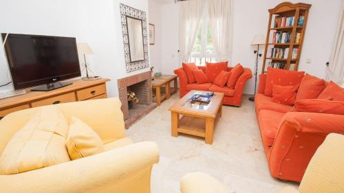 Castillo de Sabinillas House | Villas del Golf 23