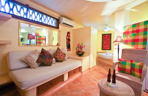 Ixtapa - Zihuatanejo Apartment | Villas Los Arcos - Las Aves 2-bedroom apartment near Playa La Ropa