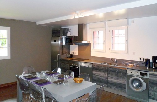 Behobie House | Villas Odalys Collection Domaine de Lana by Interhome