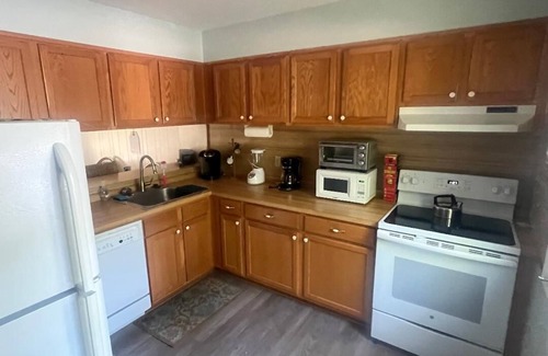 Bethany Beach Villa | Villas Of Bethany West, Sleeps 6, Walk Or Shuttle To The Beach, Large Pool