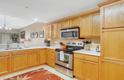 Butler Beach Condo | Villas of Ocean Gate #208 Ocean side 2 bedroom, pool view, pet friendly