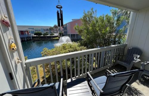 Pensacola Beach Apartment | Villas on the Gulf #E7 - Flip Flop Inn