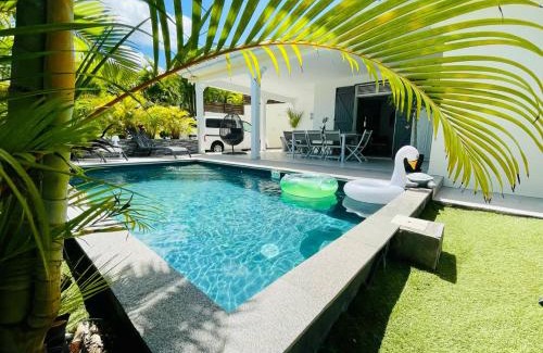 Le Moule Villa | Villas TROPICAL & EXOTIC, 6 chambres avec 2 piscines
