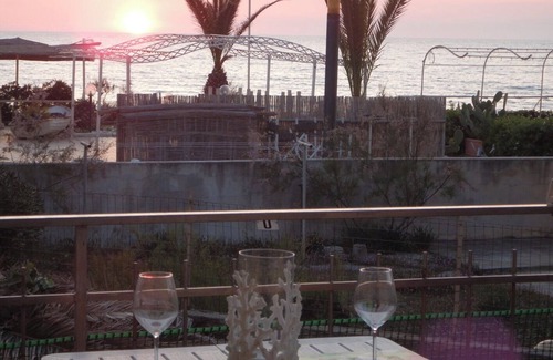 San Vincenzo Apartment | VILLE PAOLA AND DANIELA nice two-room apartment 30 mt from the beach pet free