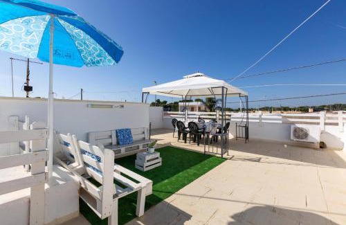 Torre Lapillo House | Villetta Annarosa by BarbarHouse