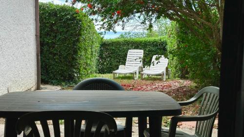 Villaggio Taunus Apartment | VILLETTA AZALEA 54