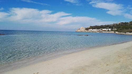 Lido Conchiglie House | Villetta Bianca sulla spiaggia - Apulia Home