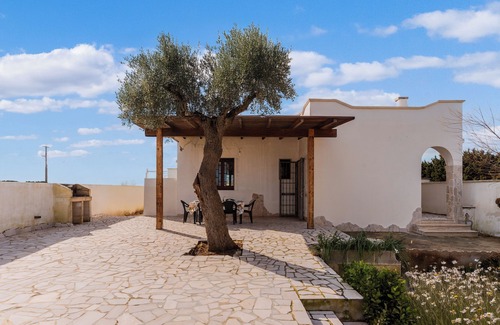 Squinzano House | Villetta Donzella di Mare by BarbarHouse