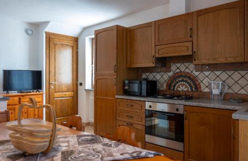 Castione della Presolana House | Villetta indipendente Bratto - con posto auto e WiFi