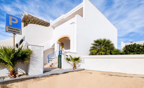 Posto Vecchio Villa | Villetta Maredoro - Fronte Spiaggia Pescoluse