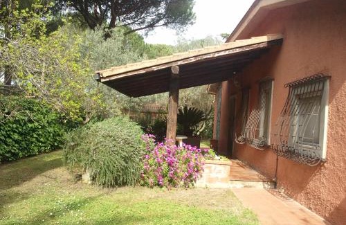 Giannella House | villetta nel verde vicino spiaggia