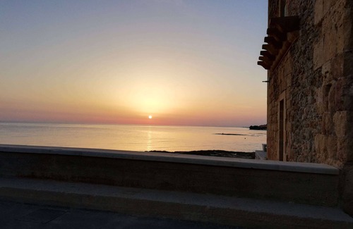 Punta Secca Villa | Villetta Rosso Corallo, beach house with garden of 200 square meters