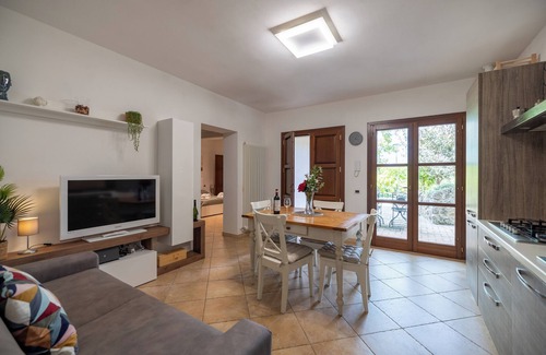 Monteriggioni House | Villino alla Colonna on the Francigena