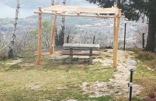 Madonna del Sasso Villa | Villino Camparbino vista lago d orta