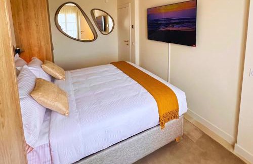 Saint-Tropez City Centre House | VILLTAK SAINT-TROPEZ by VILLTAK Collection