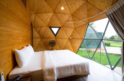 Ba Tri Hotel | VinaEcolife Lodge