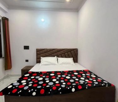 Mathura House | Vinayak Homestay
