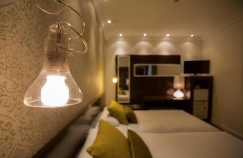 Cortes Hotel | Vincci Centrum
