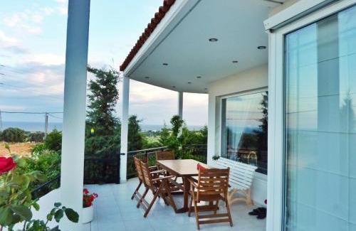 Alexandroupoli Villa | Vineyard Country House with Panoramic Seaview