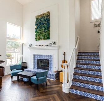 Cherry Valley House | Vineyard estate with pool and amazing views