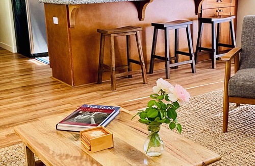 Walnut Grove House | Vineyard Retreat on Grand Island Sacramento Delta