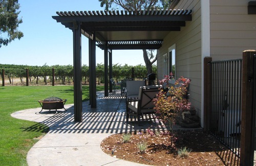 Paso Robles House | Vineyard View Vacation Rental