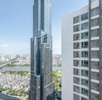Hang Xanh Apartment | Vinhomes Central Park Apartment - Landmark Plus Luxury