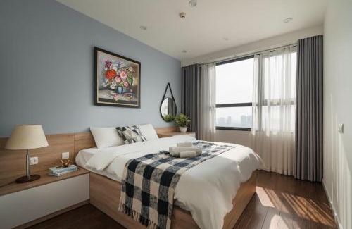 Trung Hoa Nhan Chinh Apartment | Vinhomes D'Capitale Trần Duy Hưng Dani Apartment