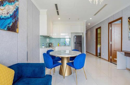 Hang Xanh Apartment | Vinhomes Urban Oasis
