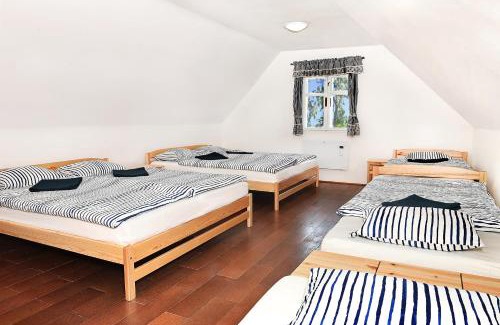 Blatnice pod Svatym Antoninkem Apartment | Vinný sklípek Blatnice