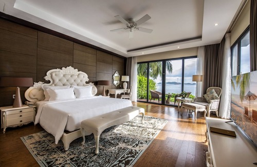 Nha Trang Resort | Vinpearl Resort & Spa Nha Trang Bay