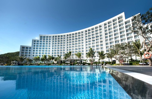 Nha Trang Resort | Vinpearl Resort & Spa Nha Trang Bay