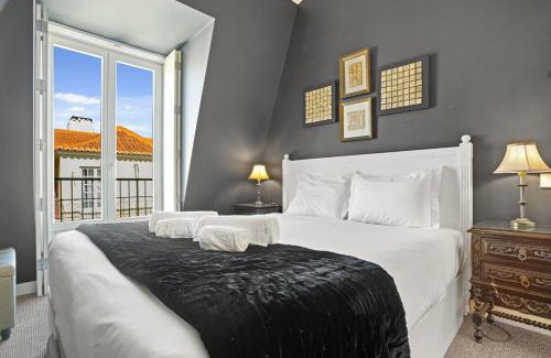 Chiado Apartment | Vintage 1-Bedroom Oasis Center