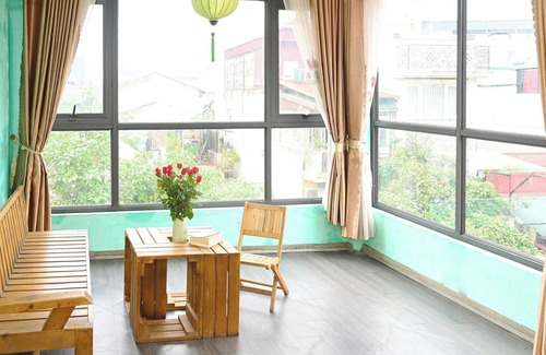 Hang Buom House | Vintage/Central Hanoi/3 mins walking to Hoan kiem Lake/city view/Sunnyhomestay