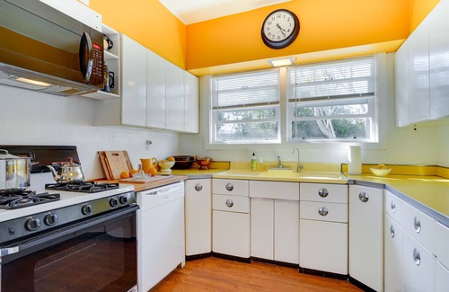 Patagonia Cottage | Vintage Home w/Mtn Views: 12 Mi to Patagonia Lake