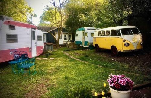 Durham House | Vintage Scotty Camper Cottage Durham NC