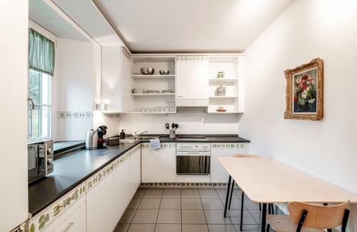 Mendrisio Apartment | Vintage two-bedroom apartment, between relaxation and nature (SALORINO 1)