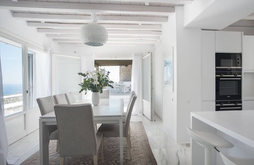 Paraga Villa | VIP villa Nephele - Ten master bedroom - exremly large pool - Sleeps 20