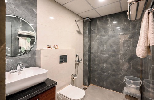 Allahabad Hotel | Virasat The Hotel by Triveni Grand