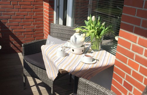 Wittduen Apartment | Vis-à-vis the Wadden Sea, beautiful 2-room apartment with lots of comfort, south-facing balcony, WLAN