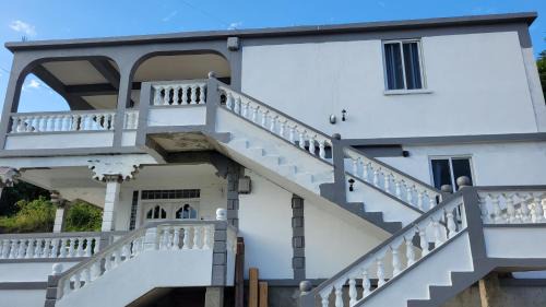 Tanetane Villa | Visconti Guest House
