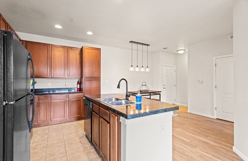 Silvercreek Condo | Visit Granby Ranch, RMNP, & Grand Lake! Ski, snowboard, snowmobile, snowshoe!