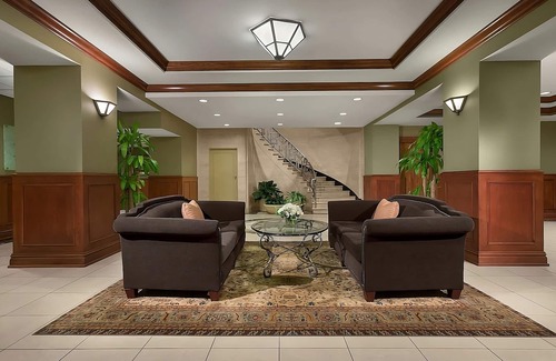 Central West End Hotel | Visit the Cahokia Mounds State Historic Site! Pets Are Welcome! Parking, Pool!
