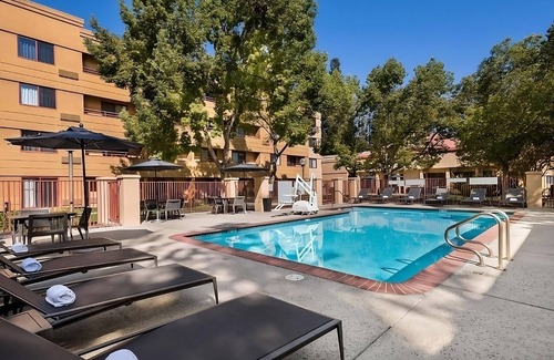San Jose Resort | Visit Winchester Mystery House! Available Free Shuttle to San Jose Airport!