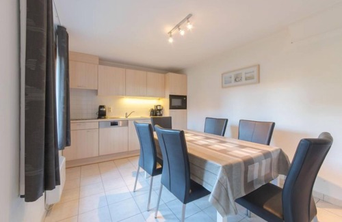 De Haan House | Vissershuisje Nova with parking by Interhome